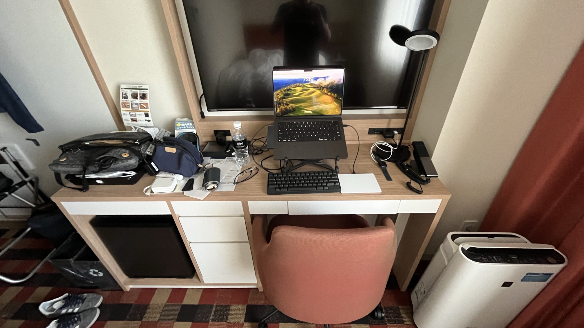 デスクワークスペース