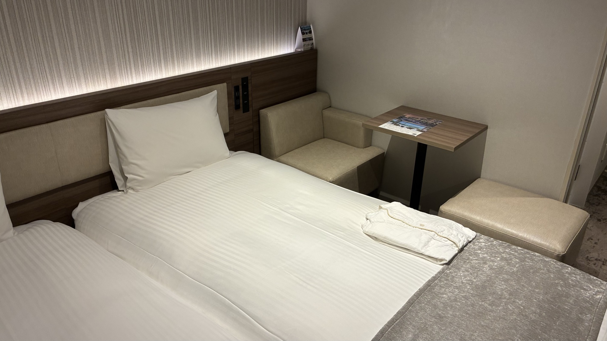 客室全体2